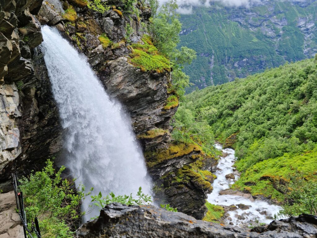 The hidden waterfall of Geiranger – Storsæterfossen in full force.