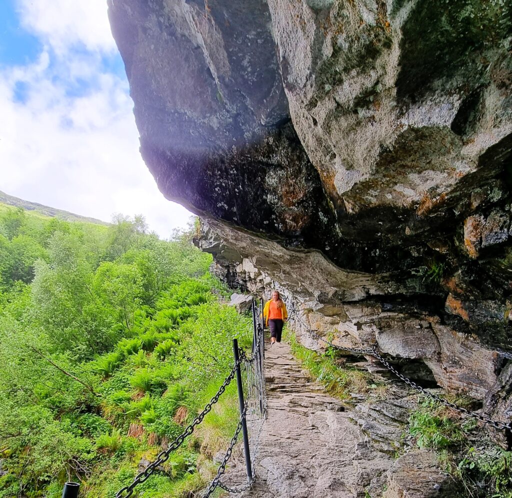 Hiking in Geiranger to the Storsæterfossen