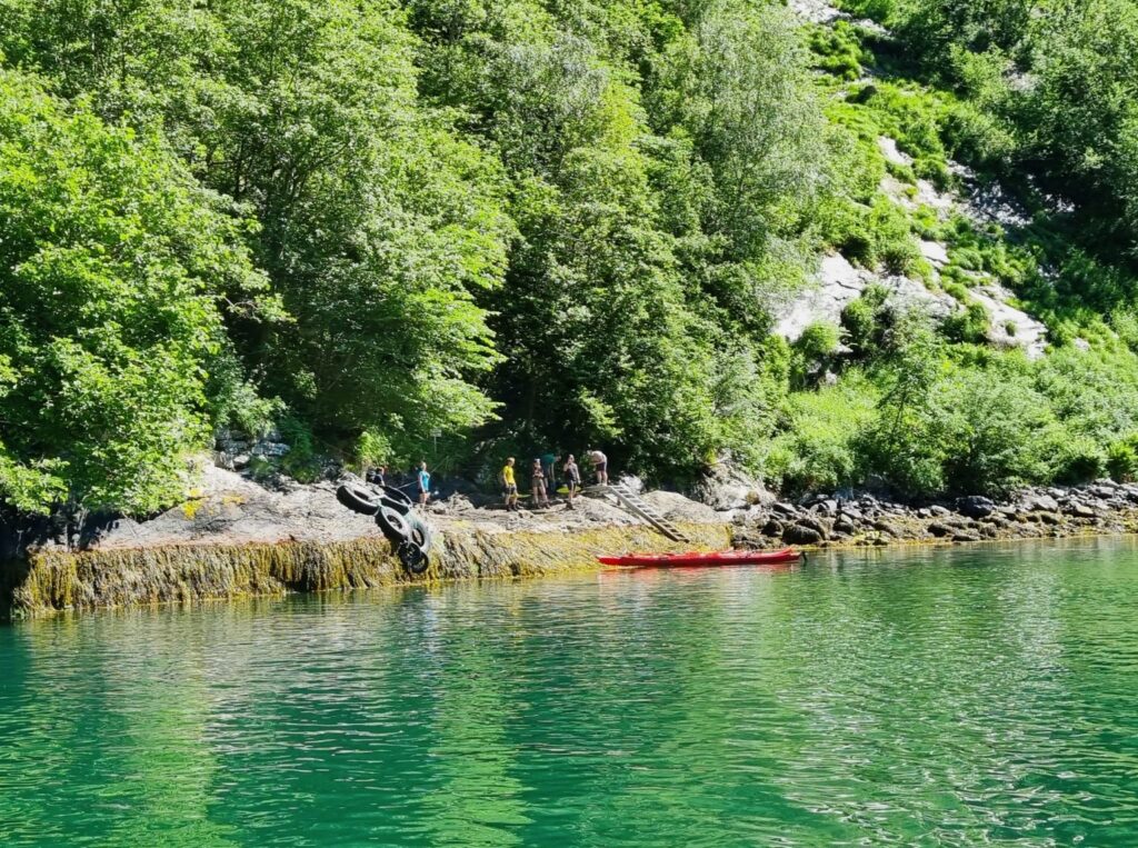 The trail to Skageflå starts at Skagehola - Hiking in Geiranger to Skageflå Farm