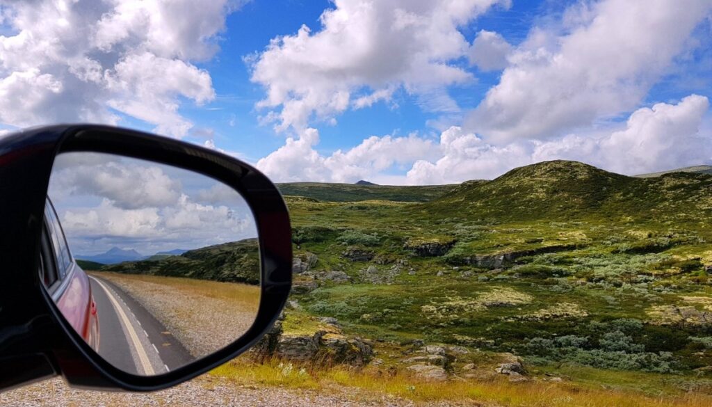 Epic mountain scenery along the E6 road across Dovrefjell.